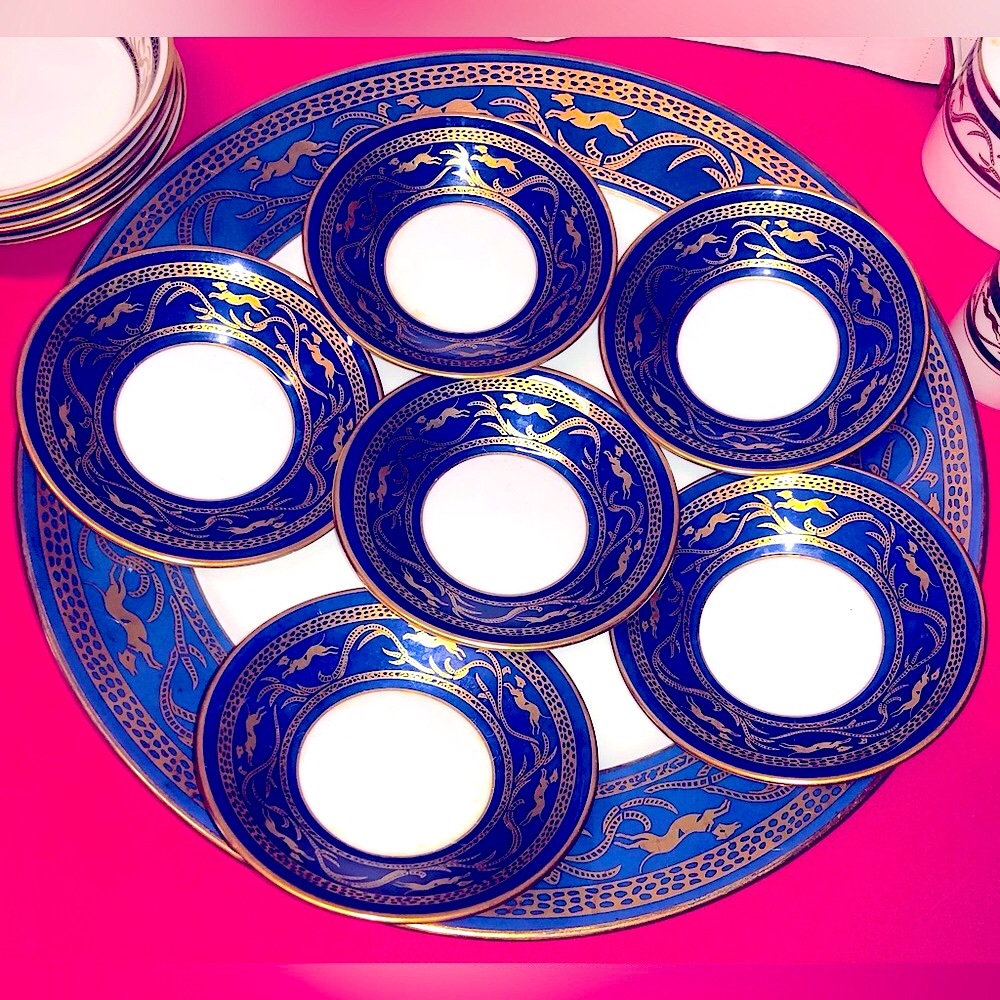 Trussardi Milano Tableware Set 12 Real Gold Plated Dipped Logo Royal Blue Dining